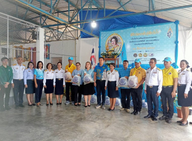 เข้าร่วมพิธีปล่อยพันธุ์สัตว์น้ำเนื่องในวันเฉลิมพระชนมพรรษาสมเด็จพระนางเจ้าสิริกิติ์พระบรมราชินีนาถ พระบรมราชชนนีพันปีหลวง 12 สิงหาคม 2558 ... พารามิเตอร์รูปภาพ 5