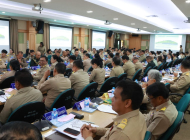 เข้าร่วมประชุมคณะกรมการจังหวัดและหัวหน้าส่วนราชการประจำจังหวัดชุมพร ครั้งที่ 8/2568 ประจำเดือน สิงหาคม 2568 ณ ห้องประชุมเกาะเสม็ด ชั้น 4 ศาลากลางจังหวัดชุมพร อำเภอเมืองชุมพร จังหวัดชุมพร ... พารามิเตอร์รูปภาพ 6
