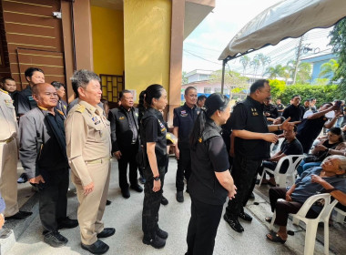 ร่วมเป็นเกียรติในพิธีมอบสมุดประจำตัวผู้ได้รับการแก้ไขปัญหาการอยู่อาศัยทำกินในพื้นที่ป่าสงวนแห่งชาติ ณโรงเรียนรัชดาภิเษก อำเภอท่าแซะ จังหวัดชุมพร ... พารามิเตอร์รูปภาพ 3