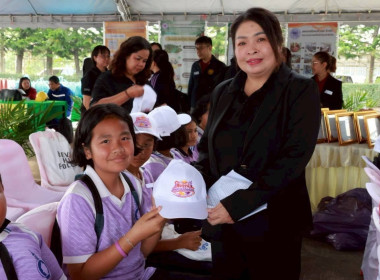 โครงการทัศนศึกษาเพื่อเสริมสร้างประสบการณ์ด้านการสหกรณ์แก่นักเรียนที่เป็นกรรมการสหกรณ์นักเรียน สมาชิกสหกรณ์นักเรียนโรงเรียนตำรวจตระเวนชายแดน 7 แห่งในจังหวัดชุมพร ณ สหกรณ์นิคมท่าแซะ จำกัด อำะภอท่าแซะ จังหวัดชุมพร ... พารามิเตอร์รูปภาพ 7