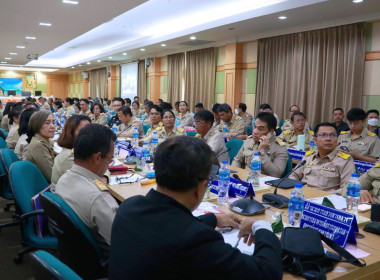 นายวงศ์ธารินทร์ พรหมรักษ์ สหกรณ์จังหวัดชุมพร เข้าร่วมประชุม ... พารามิเตอร์รูปภาพ 4